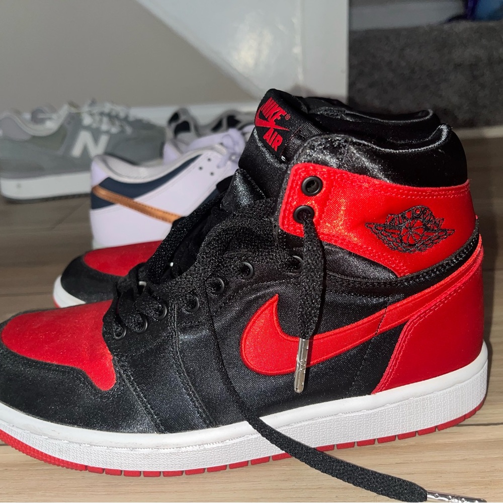 Nike High-Top Black and Red Sneakers